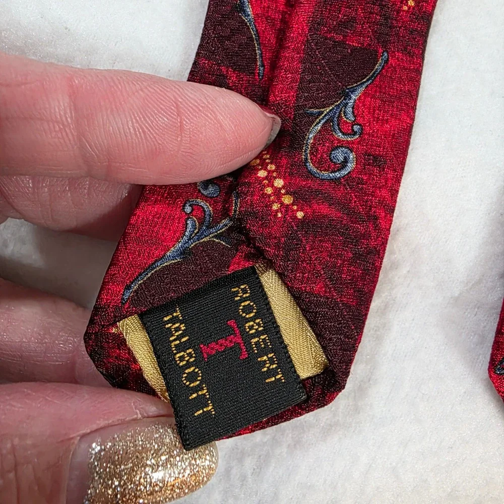 Robert Talbott Best of Class Nordstrom Red Paisley Silk Tie Hand Sewn USA Mens